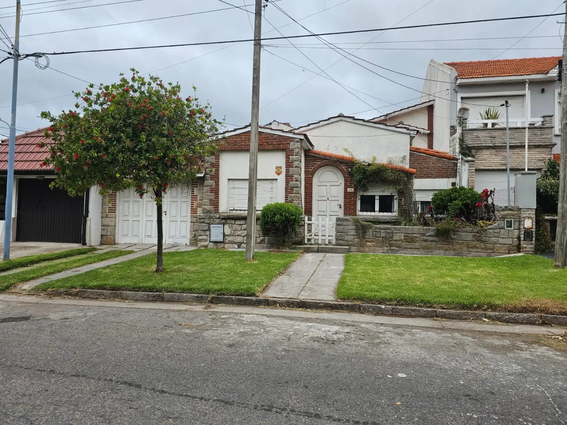 6 AMB CHALET A 100MTS DE LAS PLAYAS
