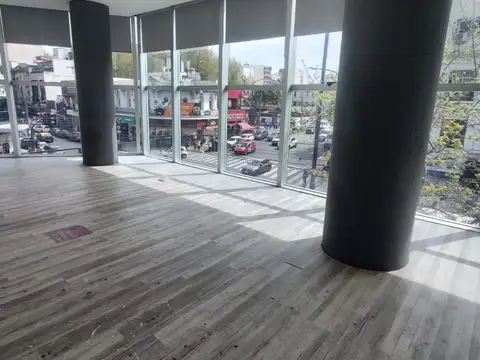 Oficina en Alquiler en Urquiza R, USD 4.000