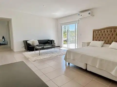 Casa en Alquiler en San Isidro Labrador, USD 2.000