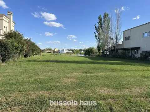 Terreno en Venta de 952,0 m2