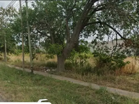 Terreno en Venta 30  mts Fondo