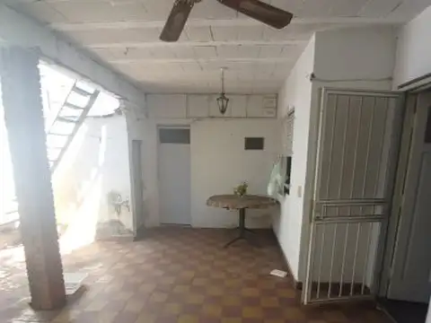 Madariaga 2444 , Piso 0