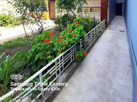 VENTA PH 4 AMBIENTES EN LOMAS DEL MIRADOR