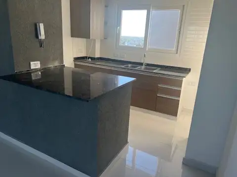 10 e/ 146 y 147 4600