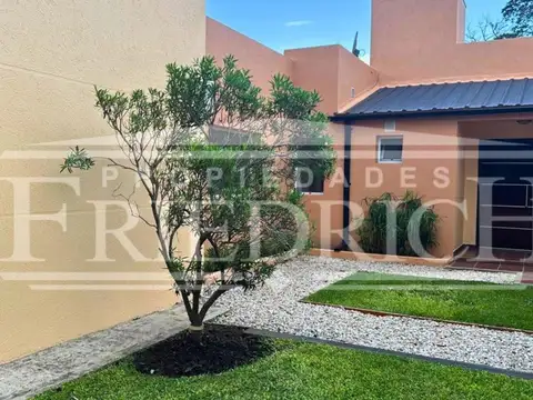 Casa en Alquiler de 3 dormitorios