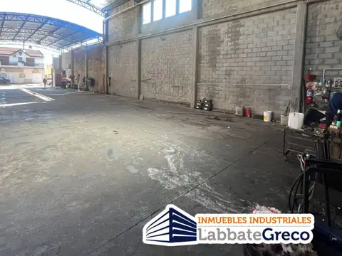 Galpon en Venta 10  mts Frente