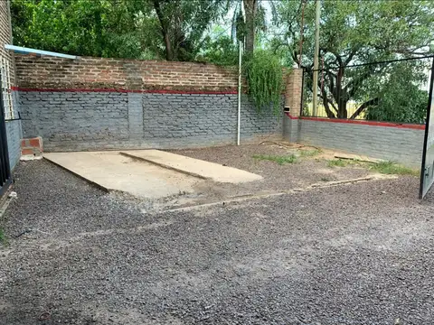 Galpon en Alquiler 10  mts Frente