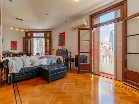 Depto Tríplex 4 AMB + Dependencia Terraza Quincho