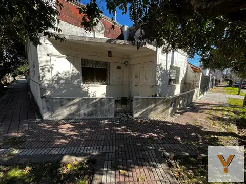 A. Dresco y Indalencio Gómez