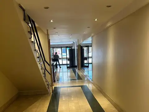 Av. SANTA FE al 2200, TRES AMBIENTES,  PISO 6º, LATERAL MUY