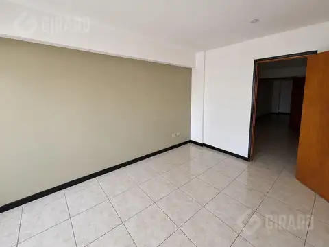 Oficina 2 ambientes con 1 baño
