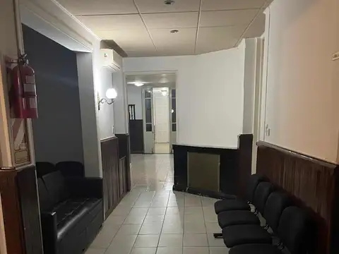 Avenida Buenos Aires e/ Alberdi y Pueyrredón