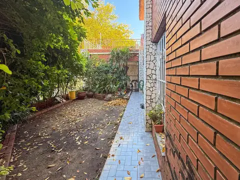 Casa en Venta en Alberdi, USD 120.000
