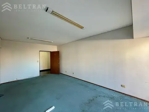 Oficina en Venta 40 años