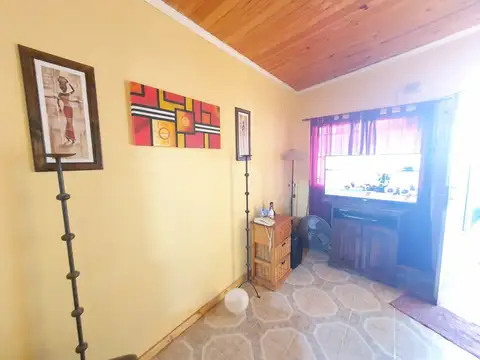 Casa 4 ambientes con 1 baño