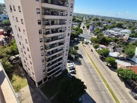 Departamento en venta 4 amb.- Mataderos