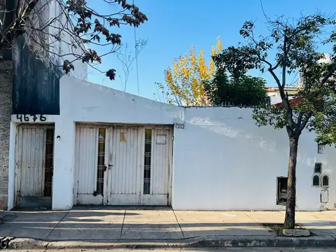 Casa en Venta en Barrio Naón, USD 120.000