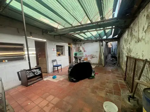 VENTA CASA MULTIFAMILIAR  C/2 PH  A REF- Mataderos