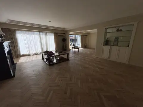Departamento en Venta con 2 cocheras
