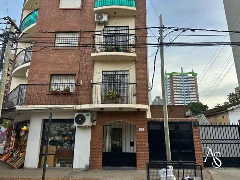 Muñoz al 800