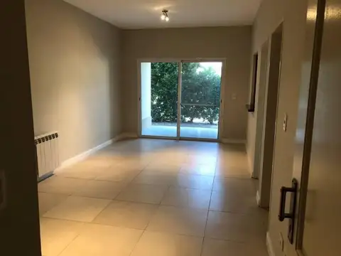 Departamento en Alquiler con 1 cochera