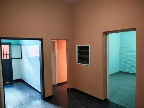 Casa en venta - 2 Dormitorios 1 Baños - Lanús