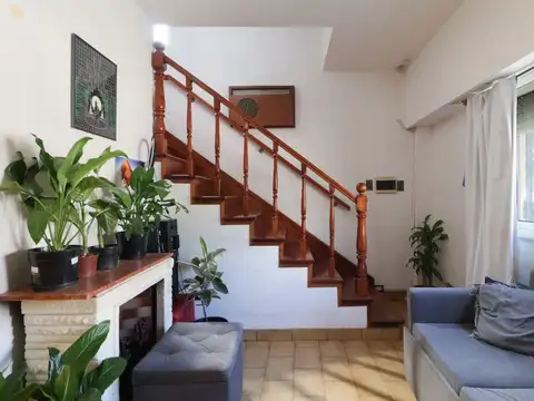 Depto Tipo Casa en Venta en El Palomar, USD 95.000