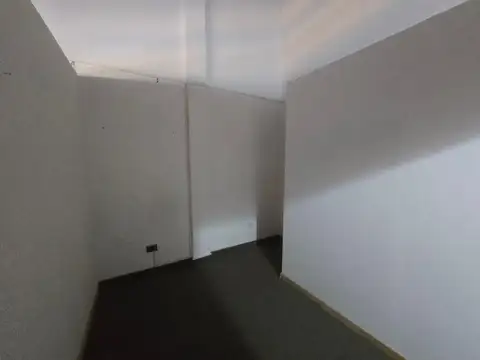 Oficina en Alquiler en Hurlingham, $ 350.000