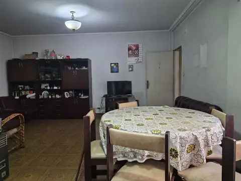 Depto Tipo Casa en Venta de 3 ambientes