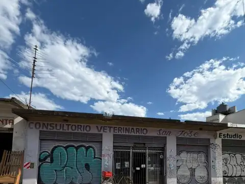 VENTA EN BLOCK 3 LOCALES COMERCIALES – LIBERTAD