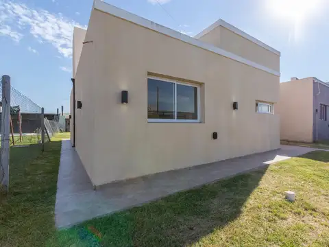 Casa en Venta en Roldan, USD 107.000