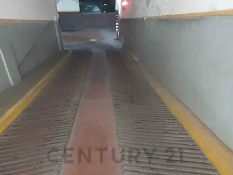 Oportunidad Cochera en Venta en pleno Barrio de Recoleta.