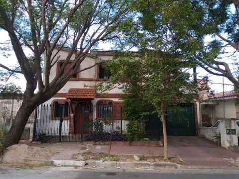 VENTA CASA 4 D 3 B   QUEBRADA DE LAS ROSAS