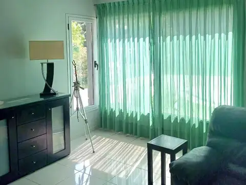 Casa en Venta con 8 cocheras