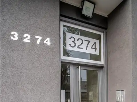 Av. Hipolito Yrigoyen  al 3200