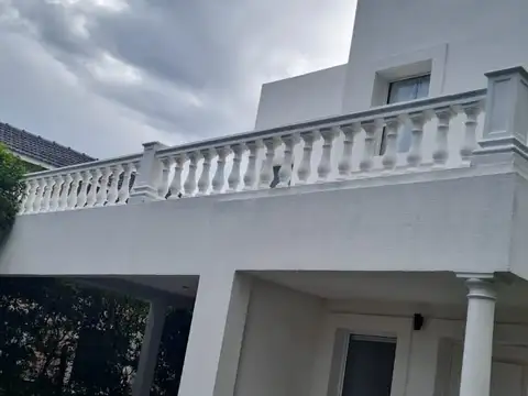 Casa en Alquiler de 4 dormitorios