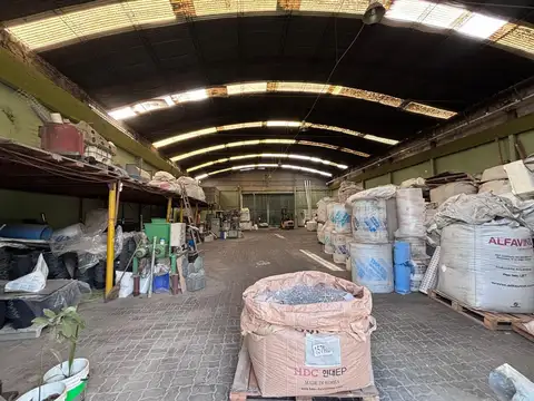 Galpón a la venta en Barrio Villa del parque Lujan