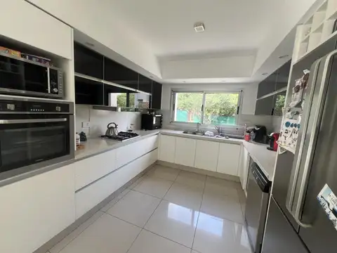 Casa en Venta en La Cuesta, USD 480.000