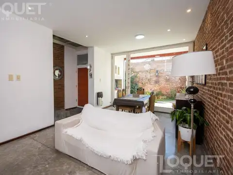 Casa interna de 3 dormitorios y patio verde