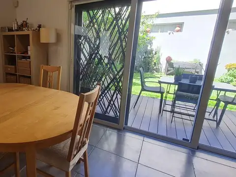 Casa en Venta al Este