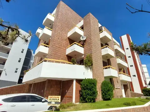 Departamento - Venta - Villa Gesell - 3 Ambientes - Cochera - Gas Natural
