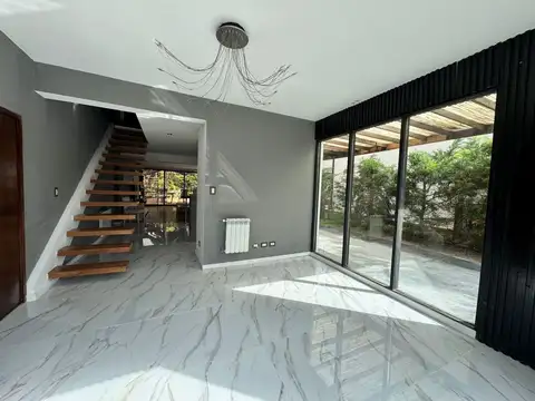 Venta Casa en Altos de Hudson II