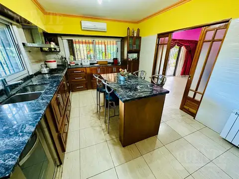Casa en Venta en El Trébol, USD 240.000