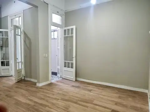 Depto Tipo Casa en Venta 80 años