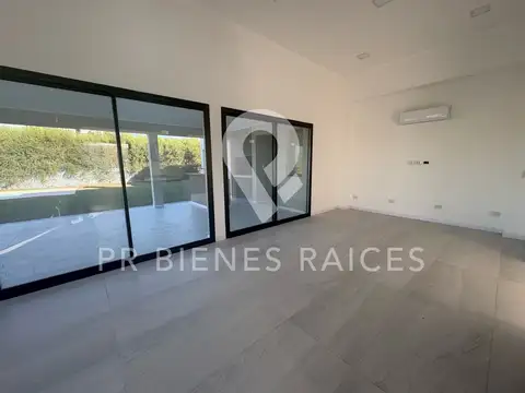 Casa en Venta en Lagos de Canning