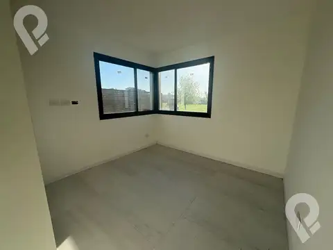 Casa en Venta en Lagos de Canning