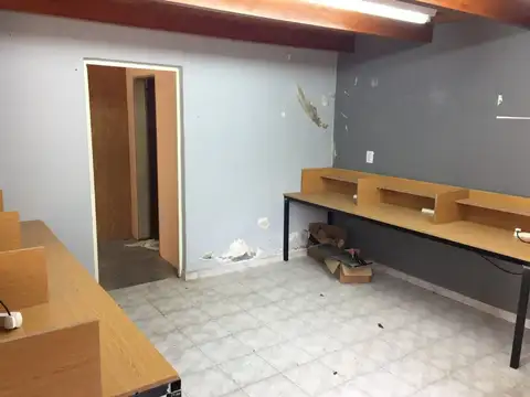 VENTA GALPON ZONA ESTE
