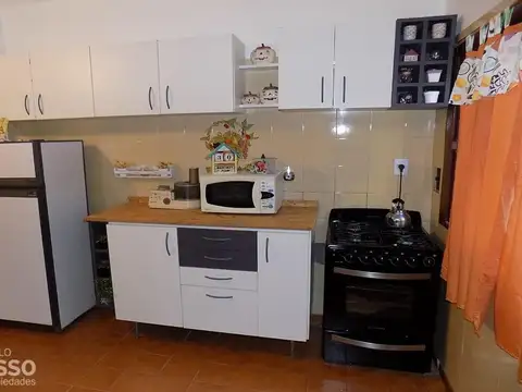 CASA 3 AMBIENTES – Bº LUNA