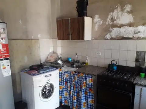 Casa 3 ambientes con 1 baño