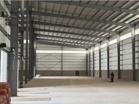 Galpón 3600m2 a ESTRENAR 